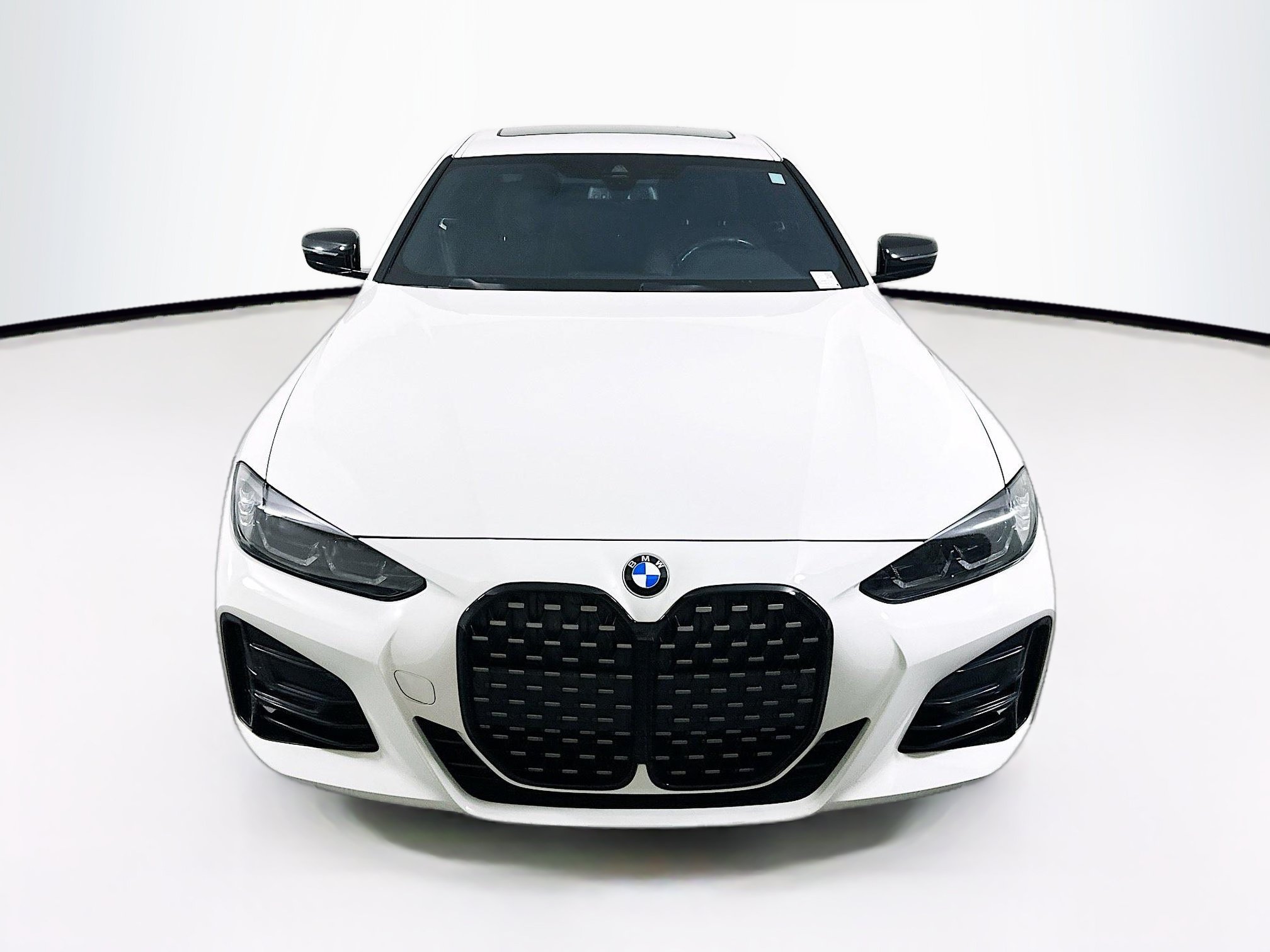 Used 2022 BMW 430i Coupe w/ M Sport Package RWD image 2