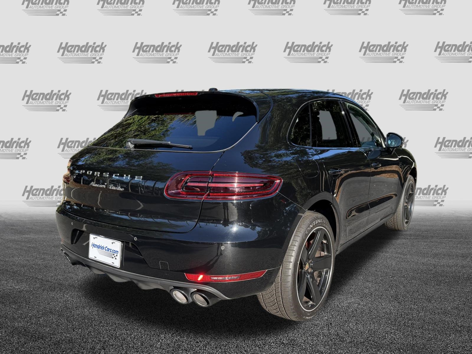 Used 2016 Porsche Macan Turbo AWD/4WD image 9