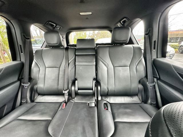 Used 2024 Lexus LX 600 4WD w/ Appearance Package image 31