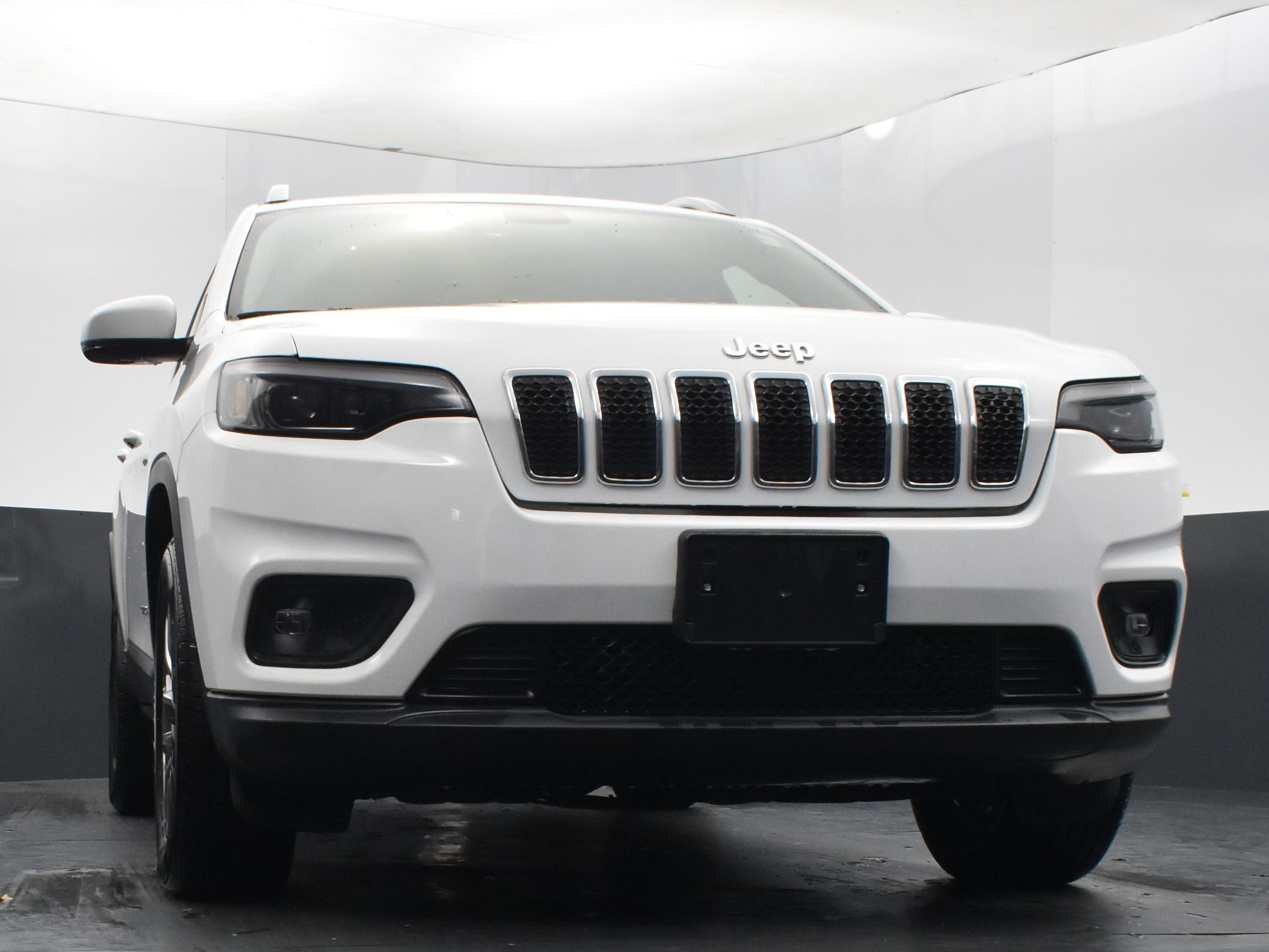 Used 2020 Jeep Cherokee Latitude Plus image 42