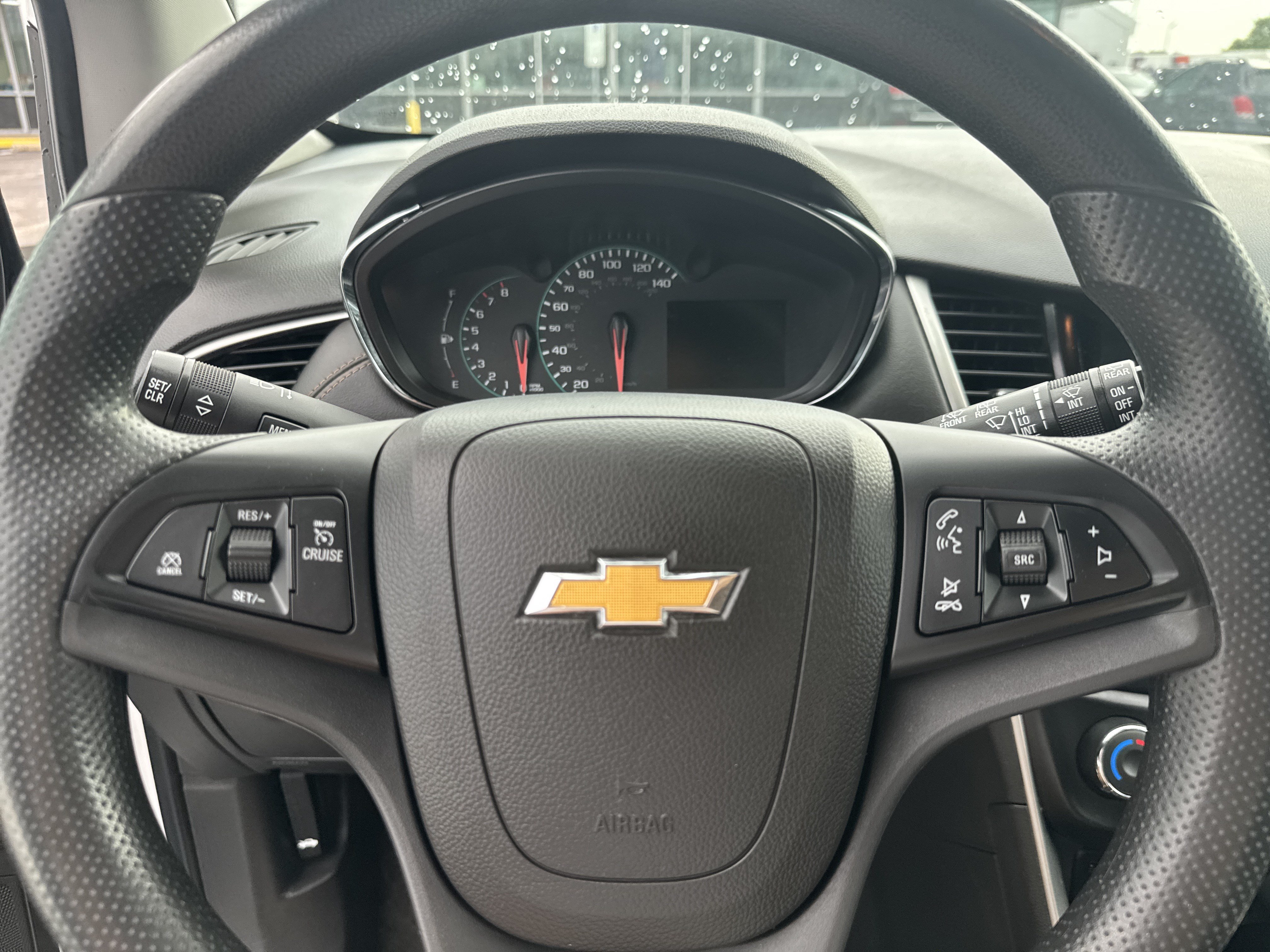 Used 2022 Chevrolet Trax LT FWD image 22