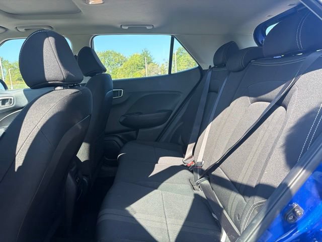 Used 2025 Hyundai Venue FWD image 13