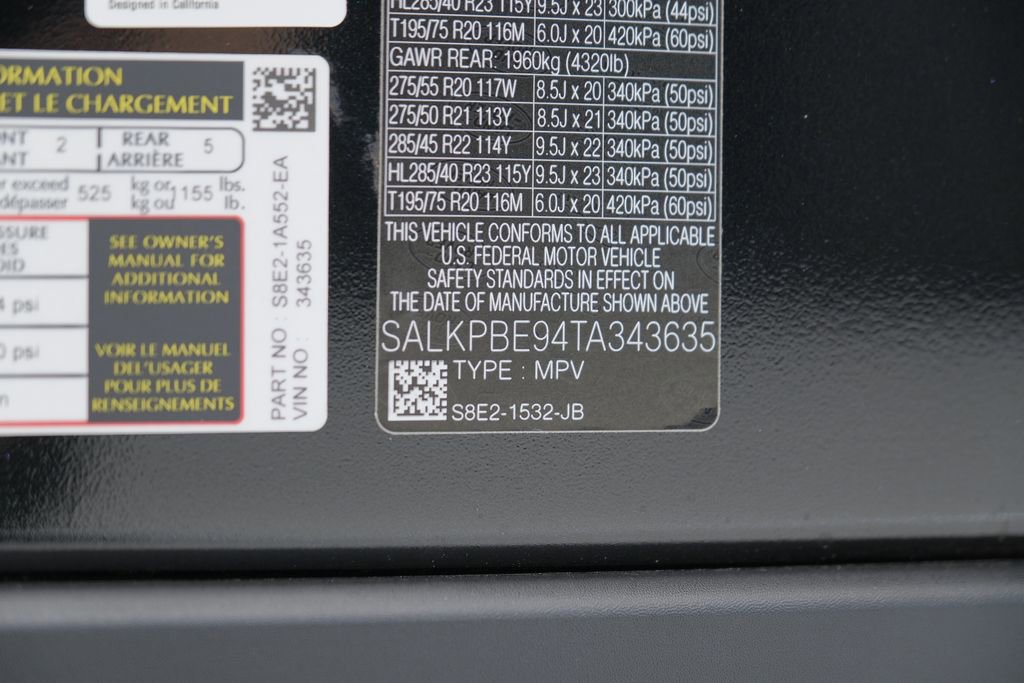 Used 2026 Land Rover Range Rover Long Wheelbase SE image 76