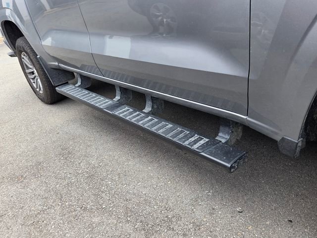 Used 2025 Chevrolet Colorado LT w/ Advanced Trailering Package RWD image 7
