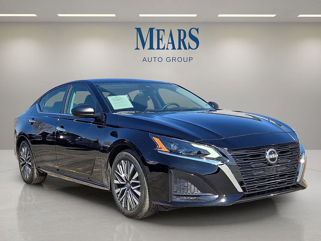Used 2025 Nissan Altima 2.5 SV image 7