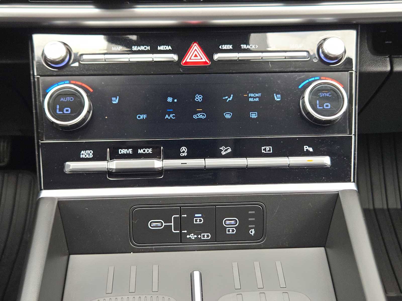 Certified 2026 Hyundai Santa Fe SEL FWD image 18