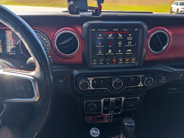 Used 2022 Jeep Gladiator Rubicon w/ LED Lighting Group AWD/4WD image 17