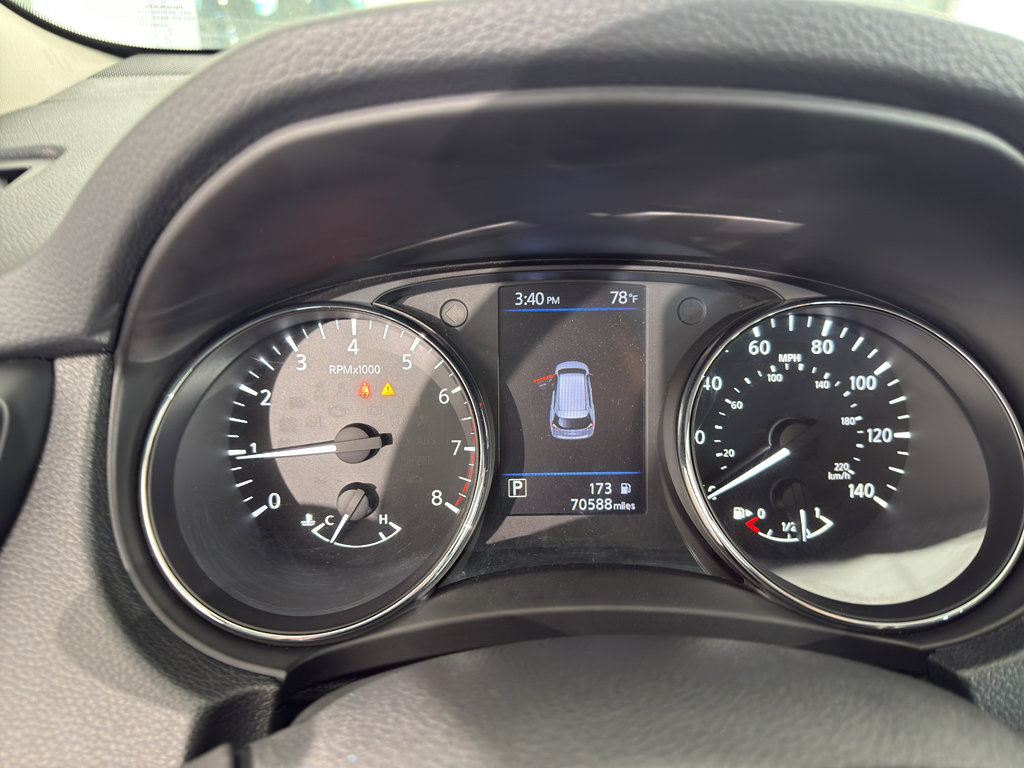 Used 2020 Nissan Rogue S image 23