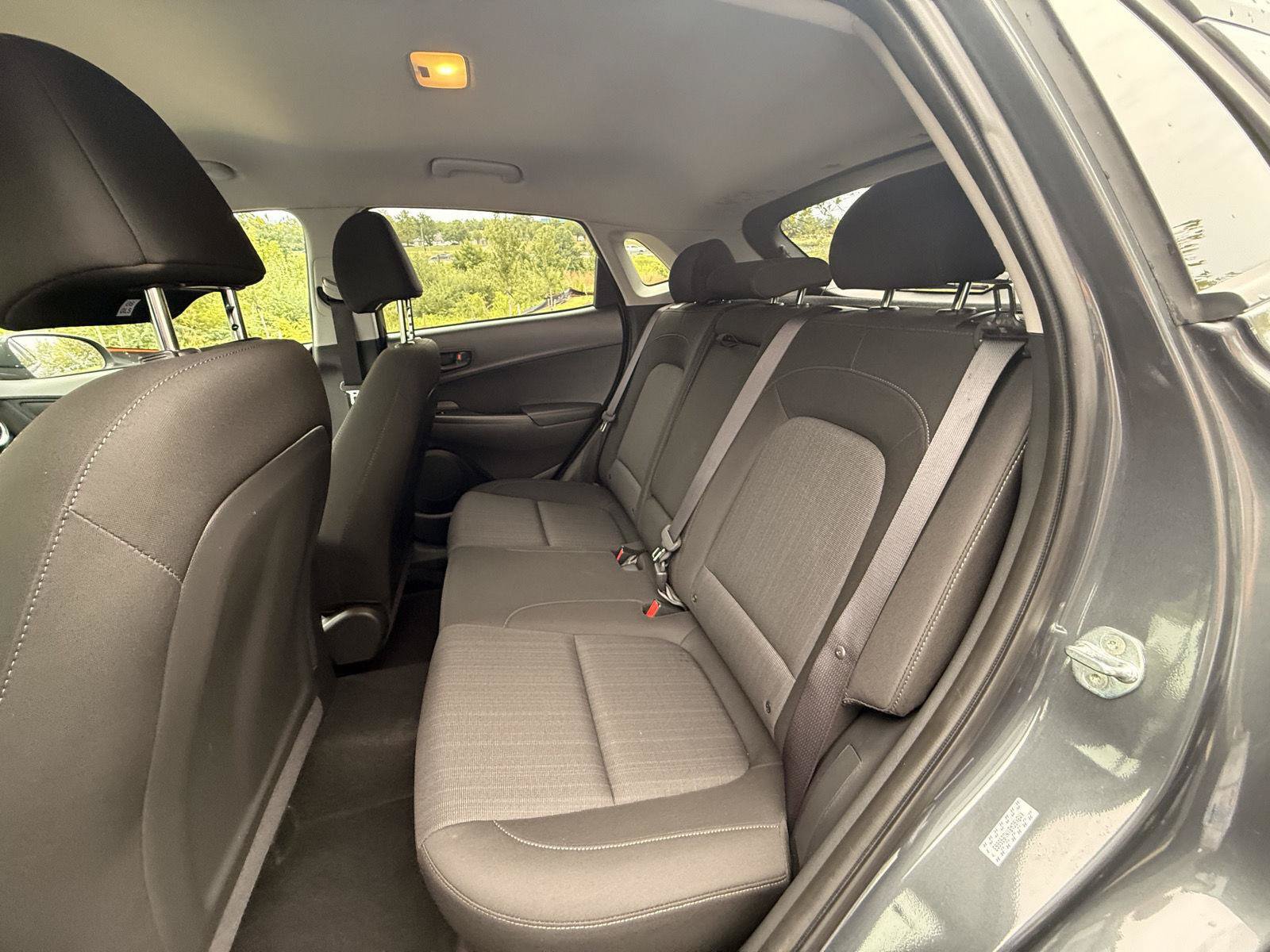 Used 2022 Hyundai Kona SEL AWD/4WD image 16