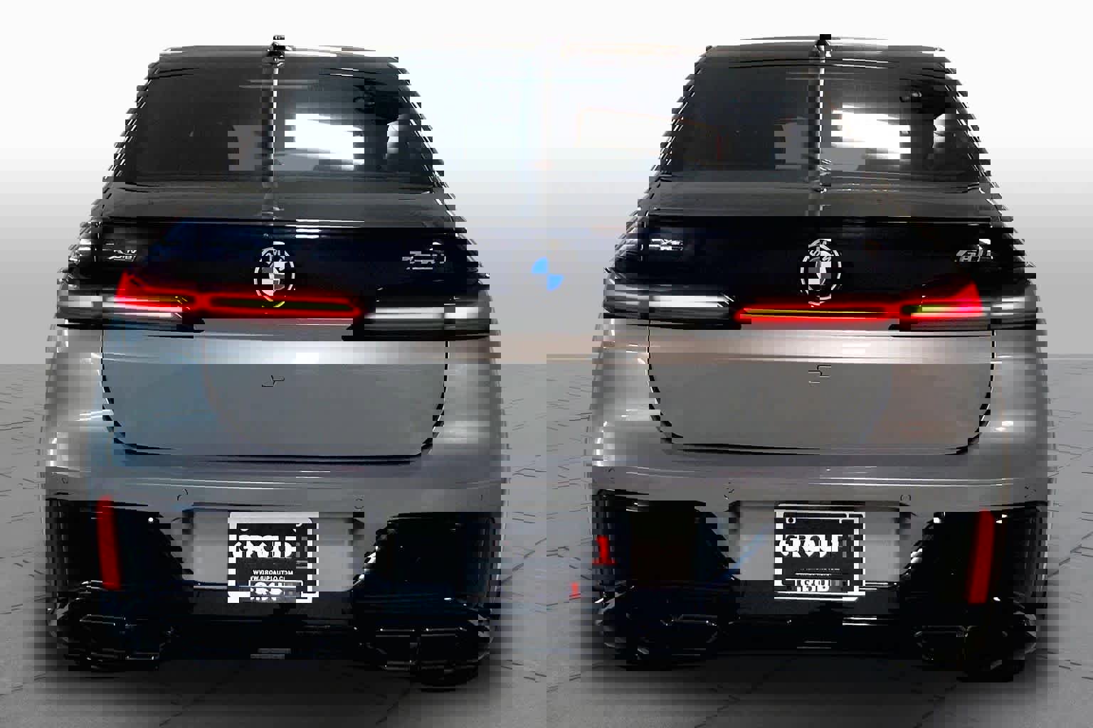 Certified 2023 BMW 760i xDrive AWD/4WD image 4