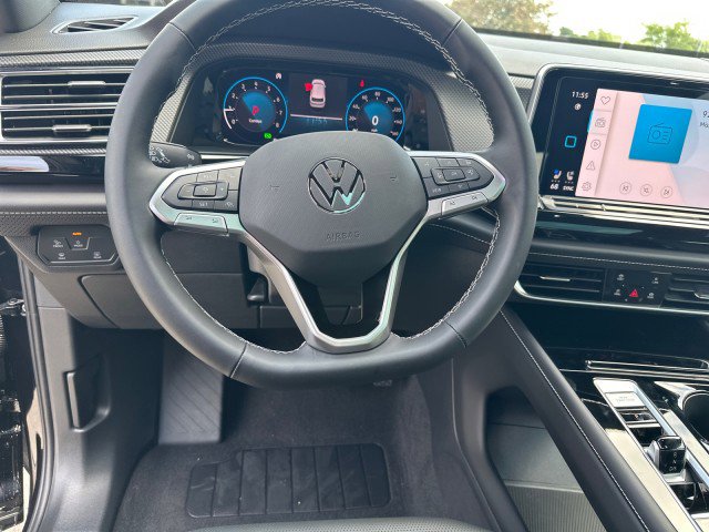 New 2025 Volkswagen Atlas Cross Sport SEL image 15