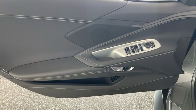 Used 2022 Chevrolet Corvette Stingray Convertible w/ 1LT image 36