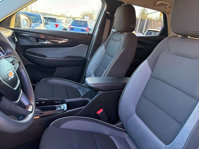 Used 2025 Chevrolet TrailBlazer LT image 16