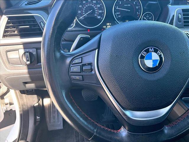 Used 2019 BMW 430i Convertible image 18