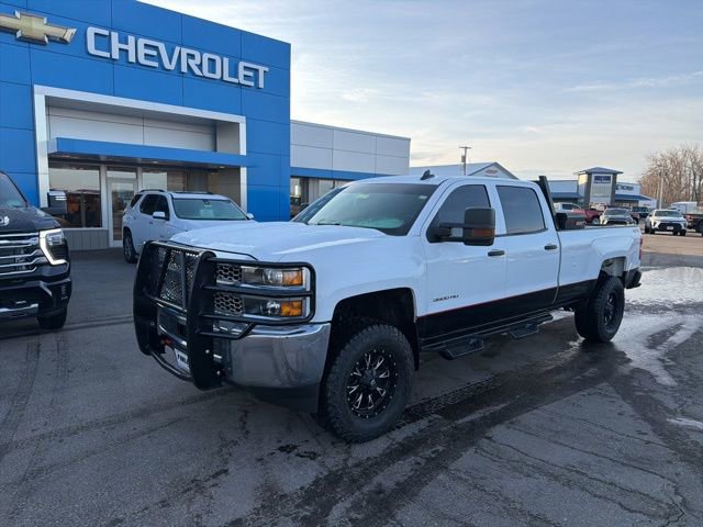 Used 2019 Chevrolet Silverado 3500 W/T w/ WT Convenience Package AWD/4WD image 2