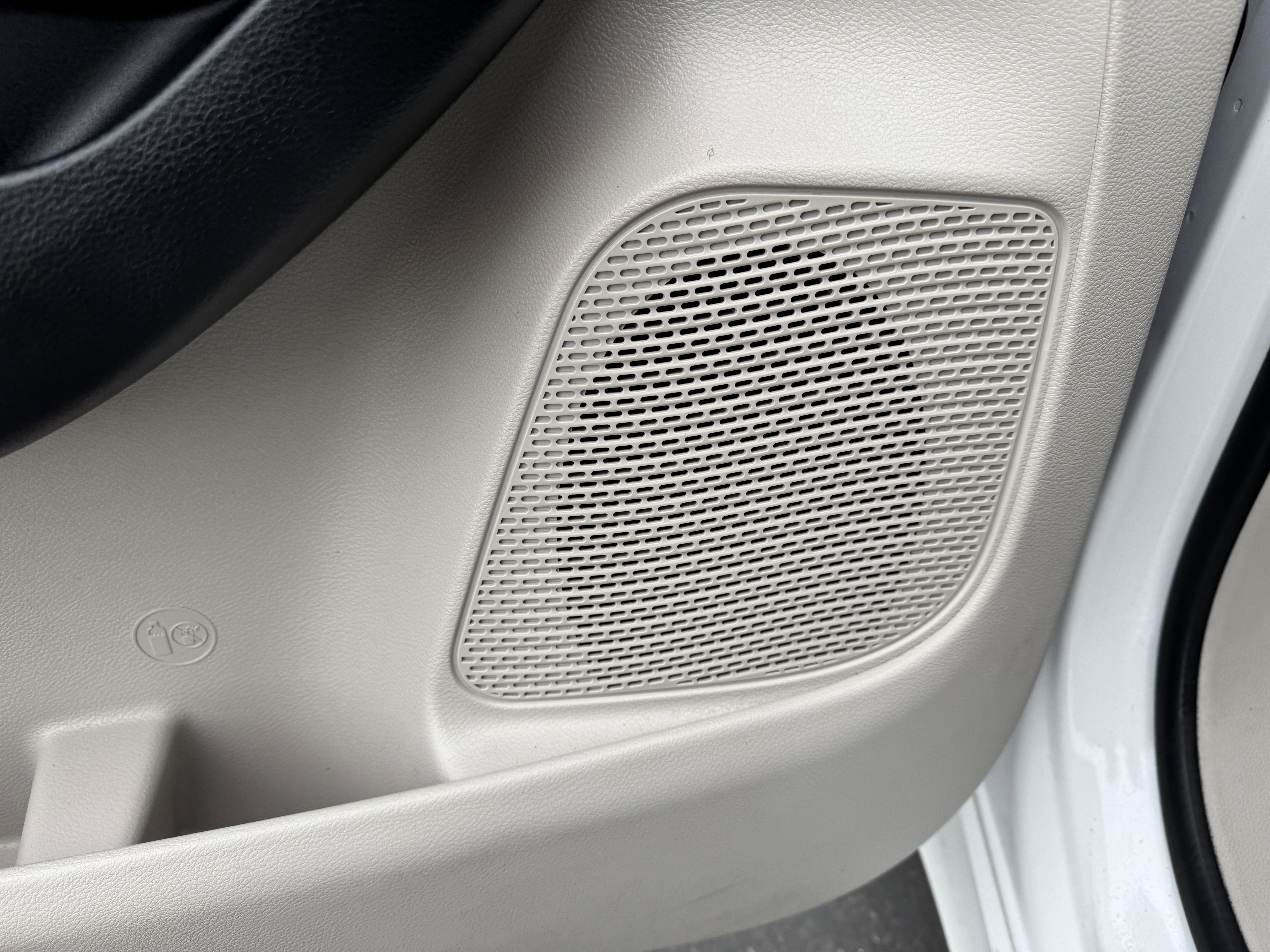 Used 2018 Chrysler Pacifica Touring Plus image 12