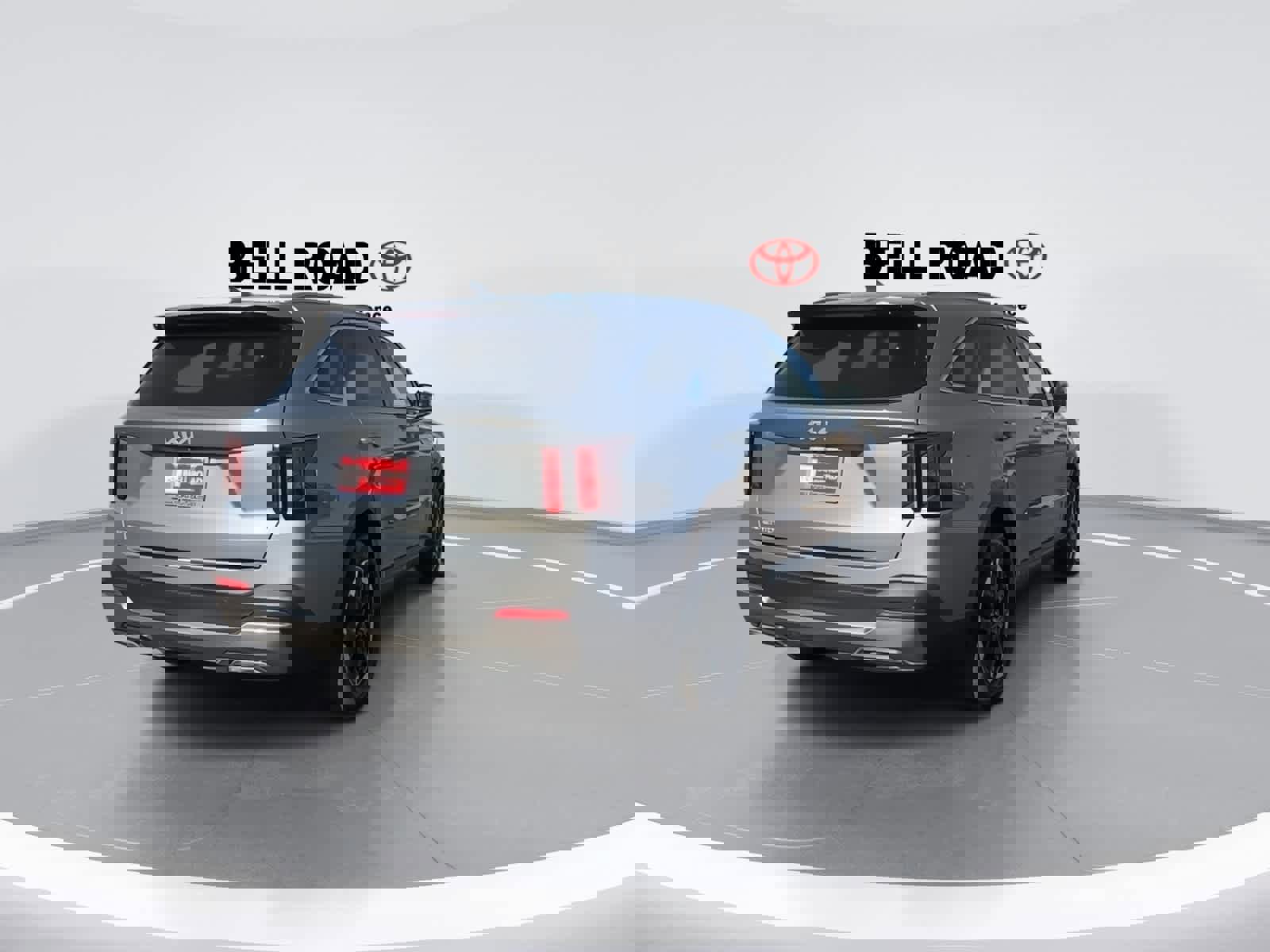 Used 2024 Kia Sorento S image 7