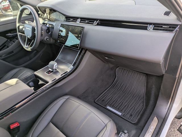 Used 2026 Land Rover Range Rover Evoque Dynamic SE image 19
