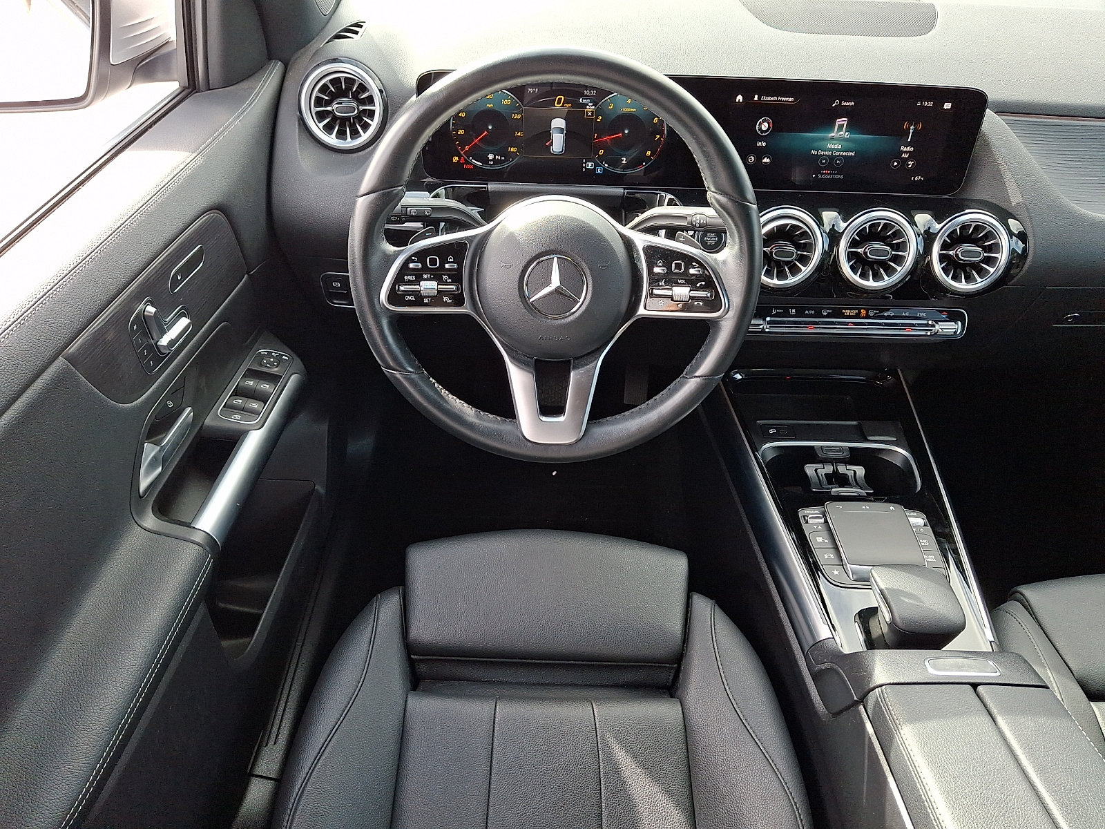 Used 2023 Mercedes-Benz GLA 250 4MATIC image 11
