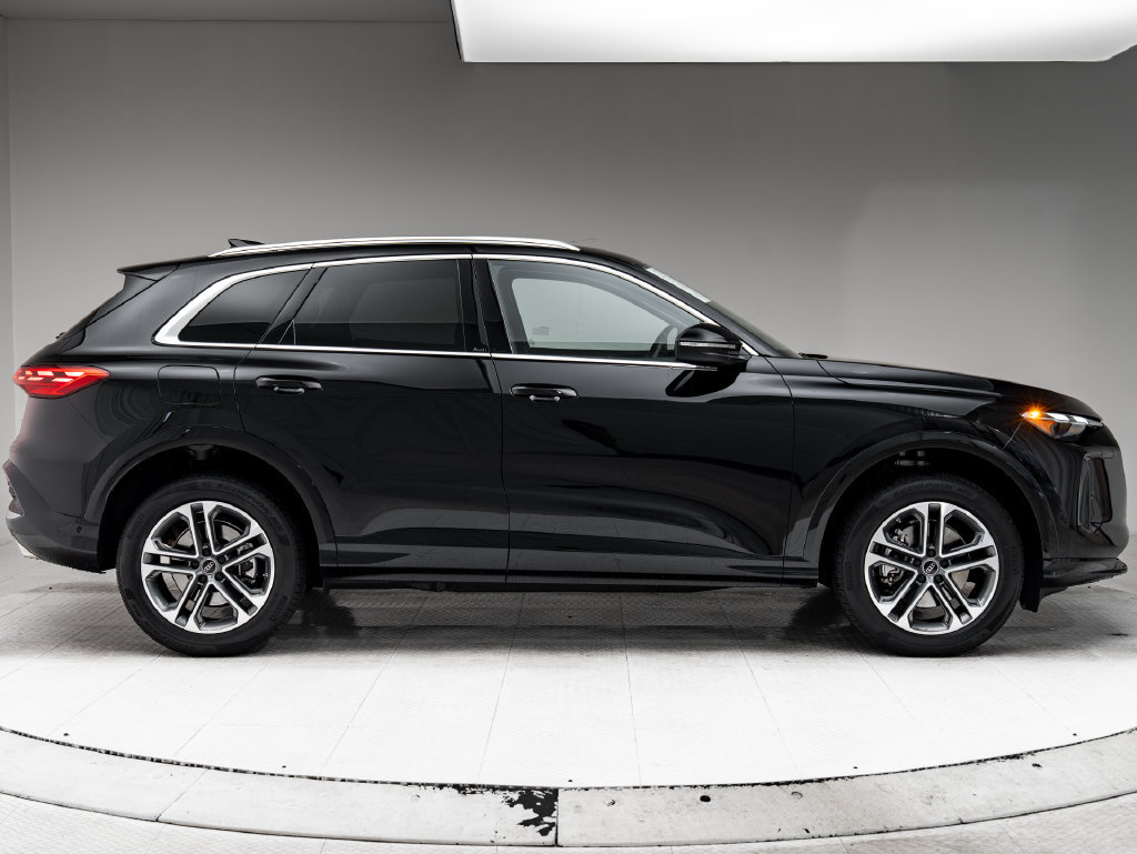 Used 2025 Audi Q5 Premium w/ 19" Wheel Package AWD/4WD image 28