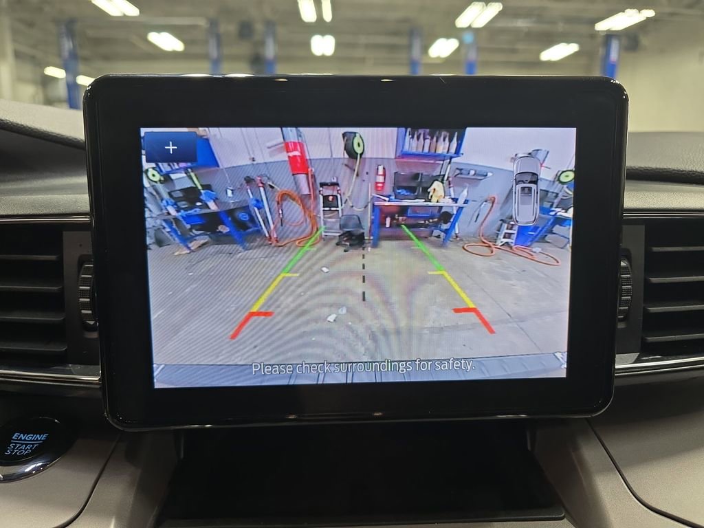 Used 2023 Ford Explorer XLT w/ Equipment Group 202A image 27