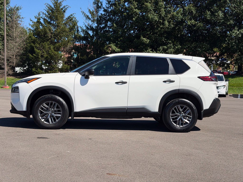 Used 2021 Nissan Rogue S AWD/4WD image 3