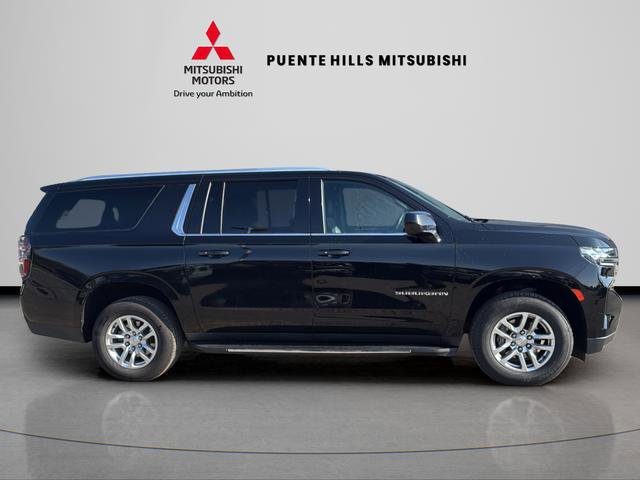 Used 2024 Chevrolet Suburban LT image 4