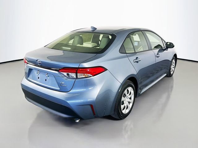 Used 2025 Toyota Corolla LE image 7
