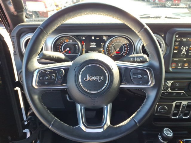 Used 2018 Jeep Wrangler Unlimited Sahara AWD/4WD image 18