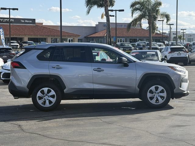 Used 2025 Toyota RAV4 LE FWD image 4