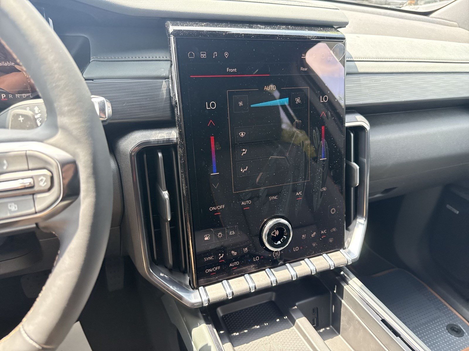 New 2026 GMC Acadia AT4 w/ Luxury Package AWD/4WD image 15