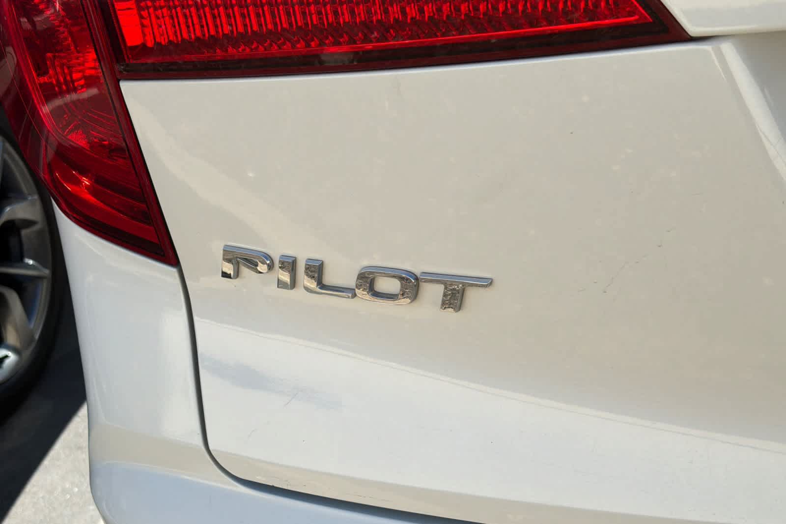 Used 2017 Honda Pilot EX-L image 7