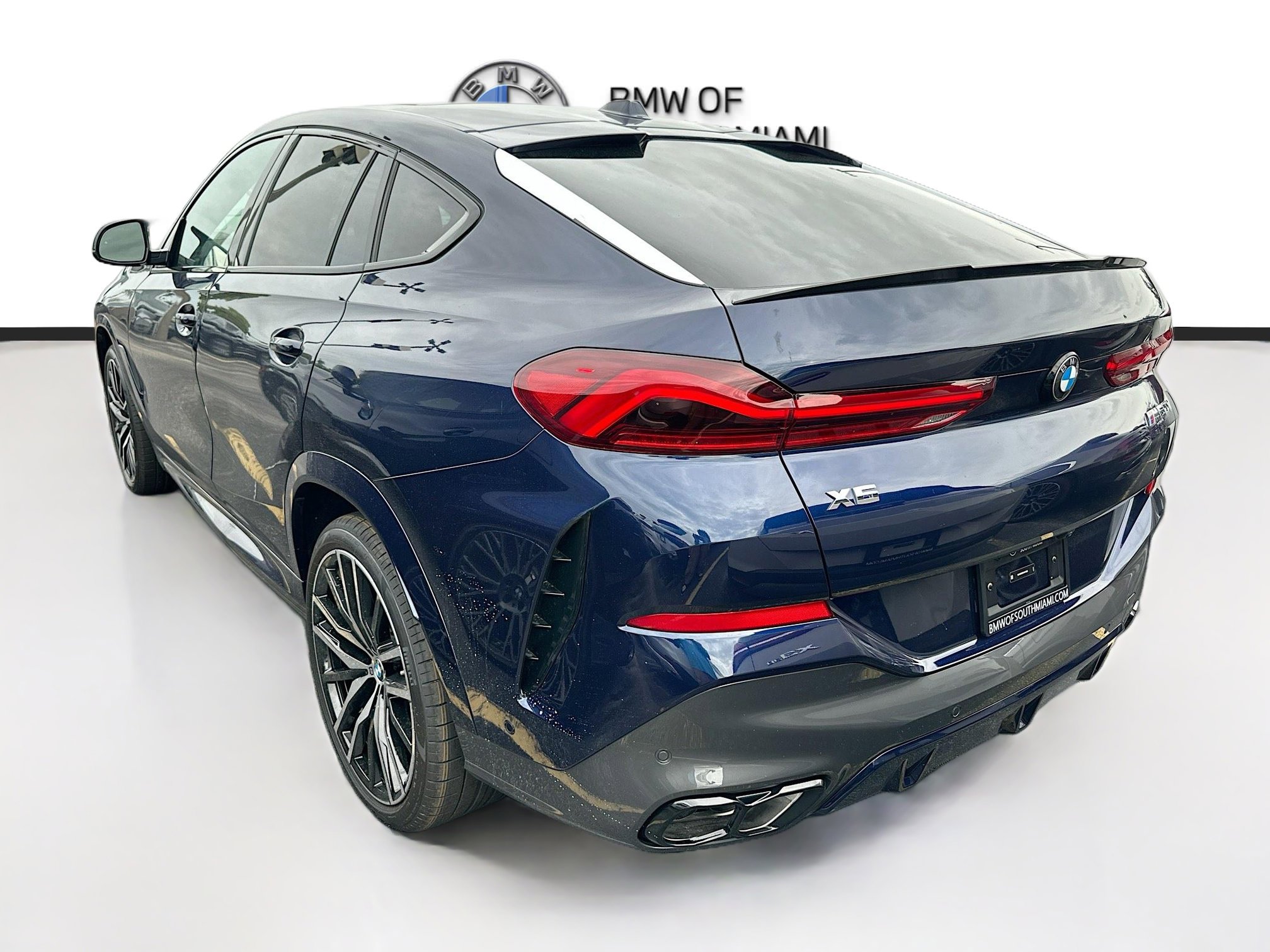 New 2027 BMW X6 M60i w/ Executive Package AWD/4WD image 4