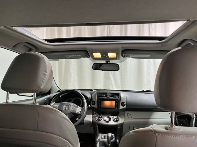 Used 2012 Toyota RAV4 Limited w/ Navigation Value Pkg AWD/4WD image 26