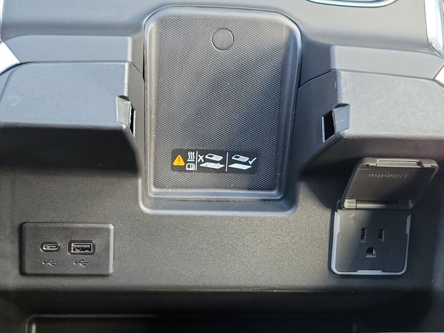 Certified 2025 Chevrolet Silverado 1500 LTZ AWD/4WD image 37