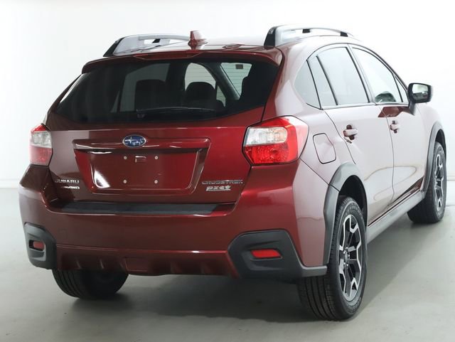 Used 2017 Subaru Crosstrek 2.0i Premium image 13