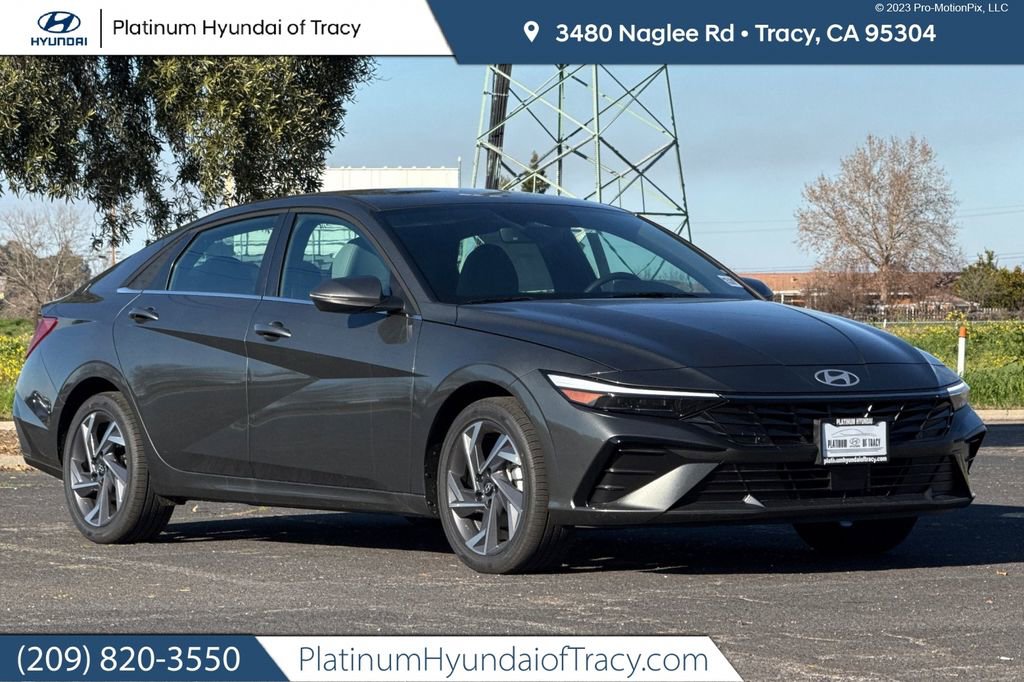 New 2026 Hyundai Elantra Limited image 1