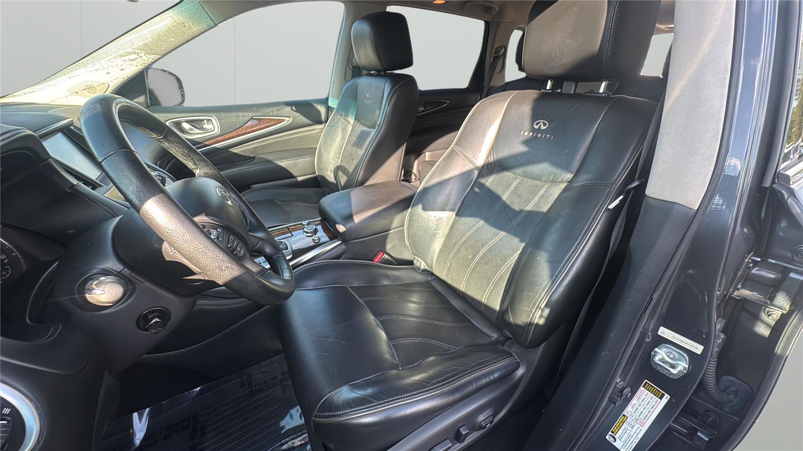 Used 2013 INFINITI JX35 FWD w/ Premium Pkg image 10