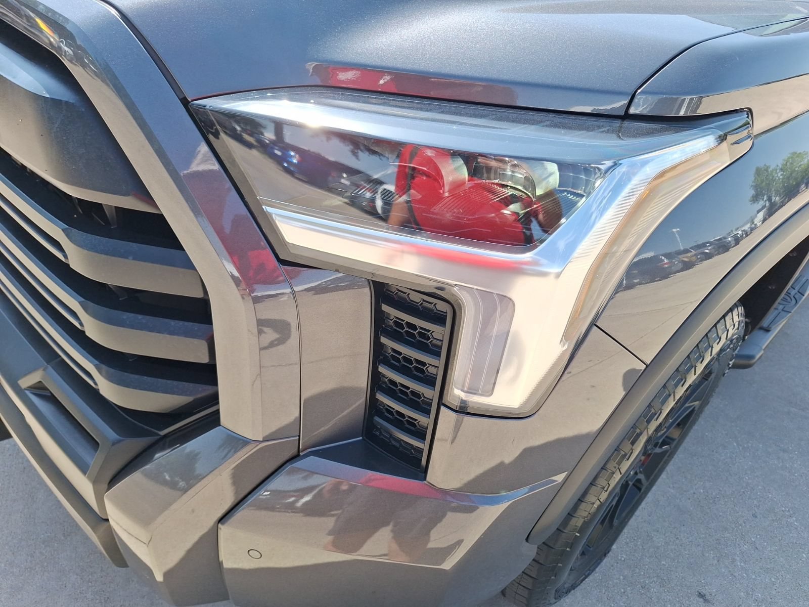 Used 2023 Toyota Tundra SR5 w/ SR5 Convenience Package AWD/4WD image 10