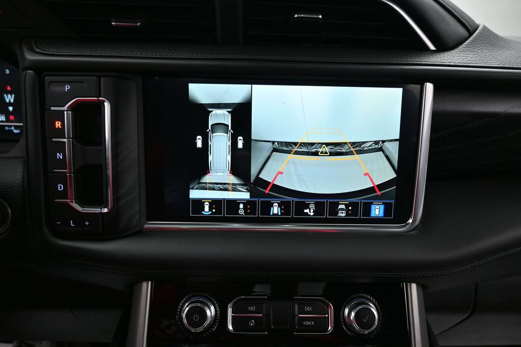 Used 2022 GMC Yukon Denali w/ Denali Premium Package AWD/4WD image 18