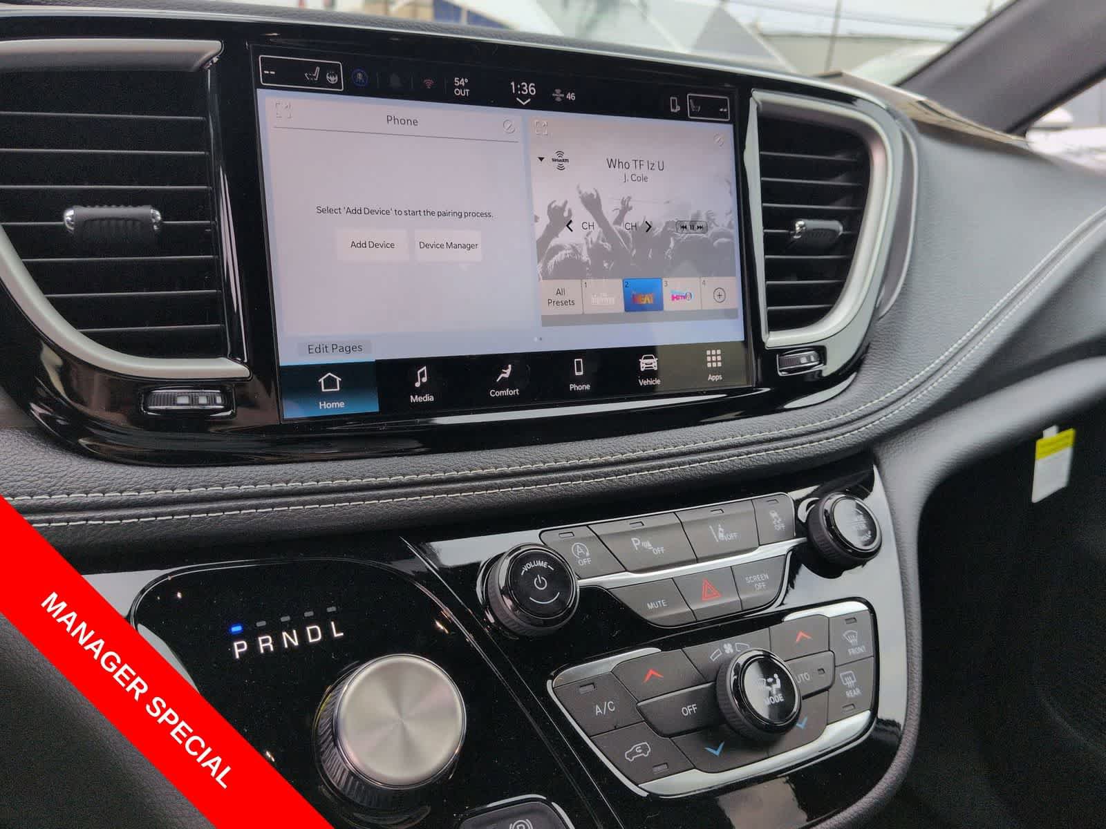 New 2026 Chrysler Pacifica Select FWD image 25