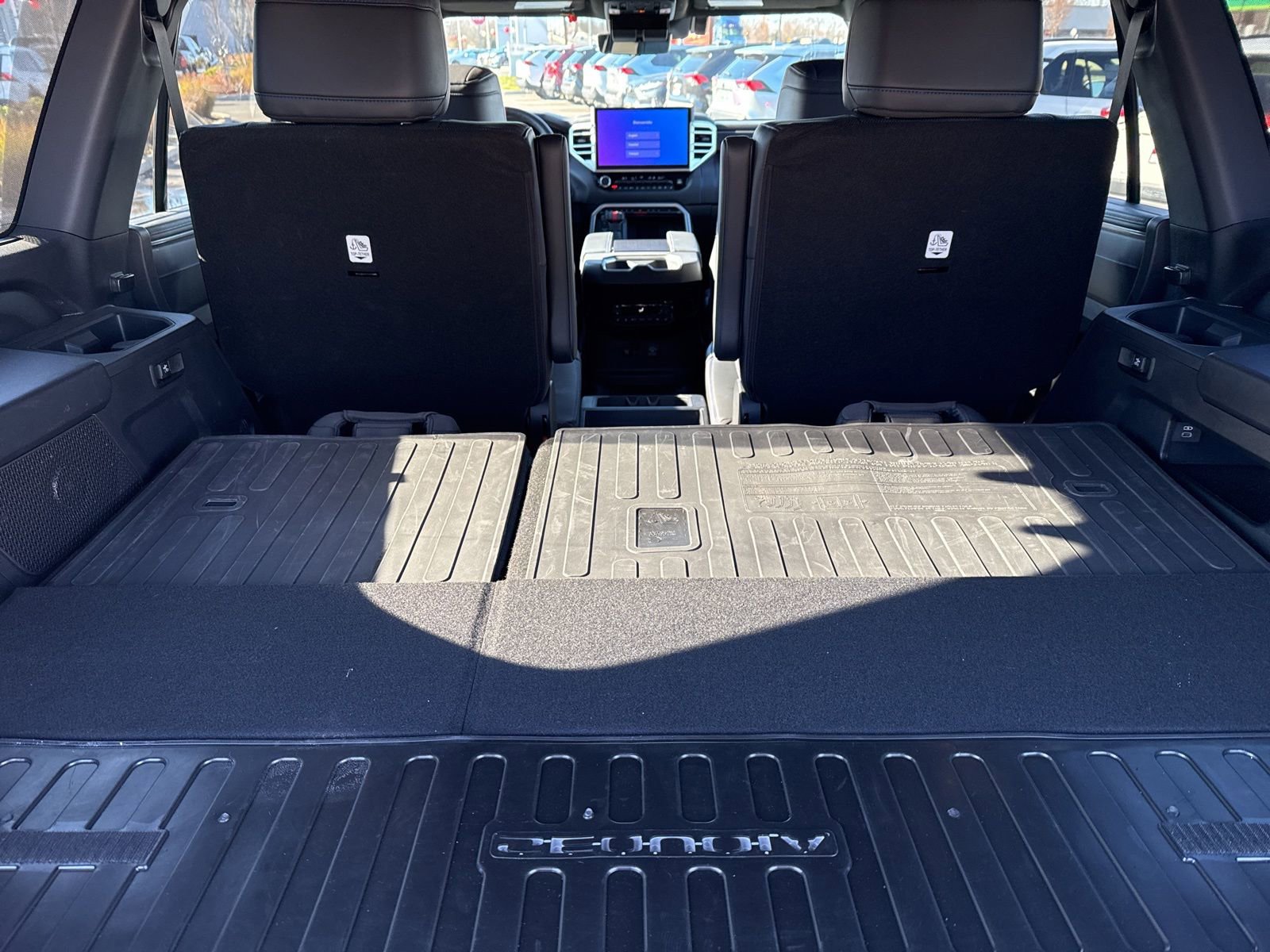 Used 2025 Toyota Sequoia Platinum image 14