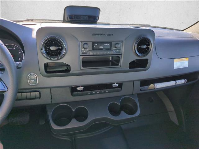 New 2025 Mercedes-Benz Sprinter 2500 image 12