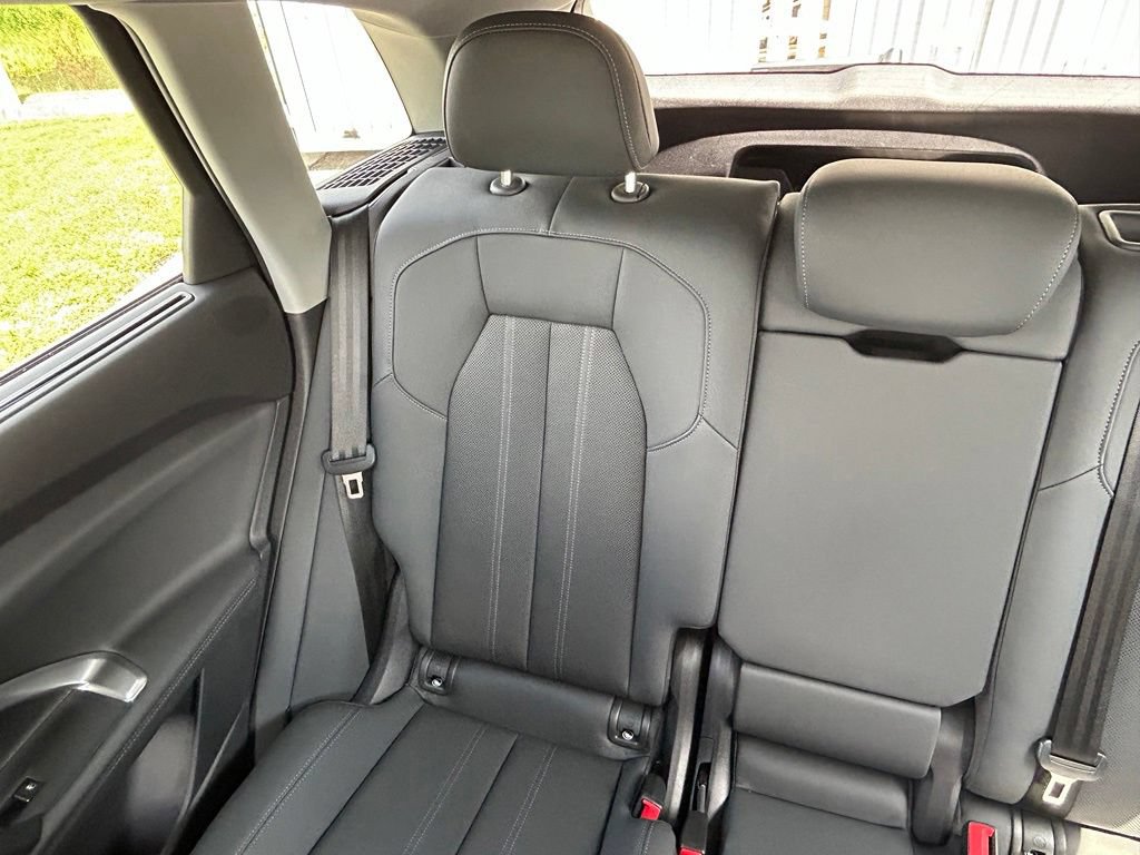 Used 2025 Audi Q5 Premium Plus AWD/4WD image 12