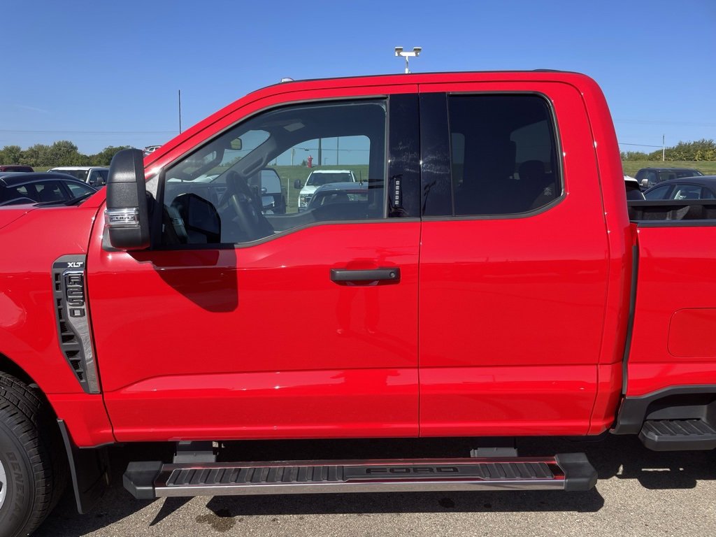 Used 2023 Ford F250 XLT image 34