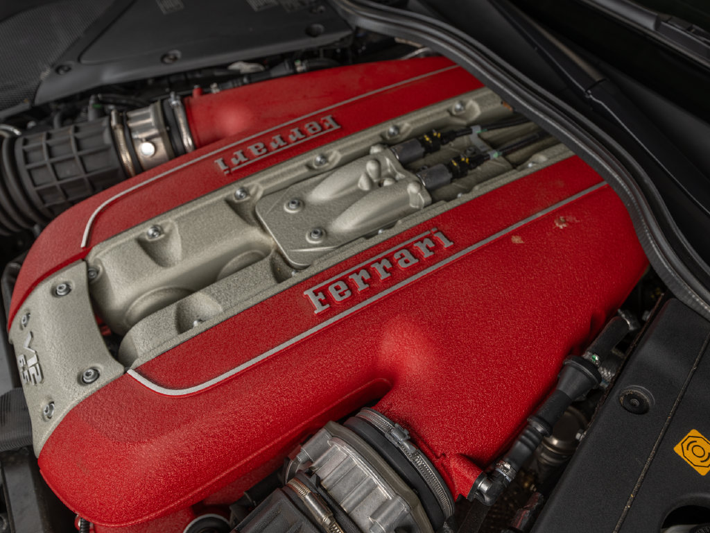 Certified 2020 Ferrari 812 Superfast RWD image 35