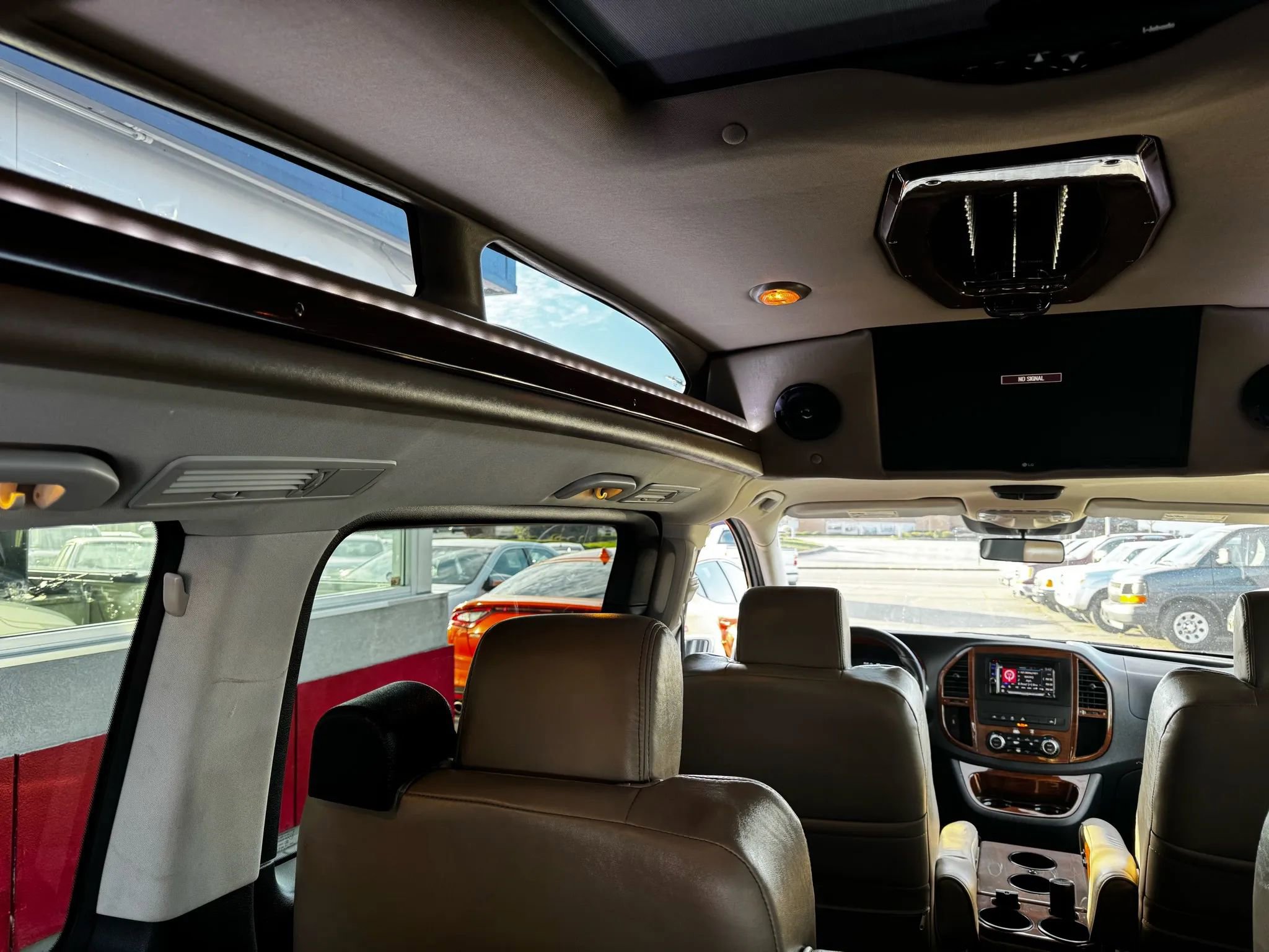 Used 2017 Mercedes-Benz Metris Passenger image 61