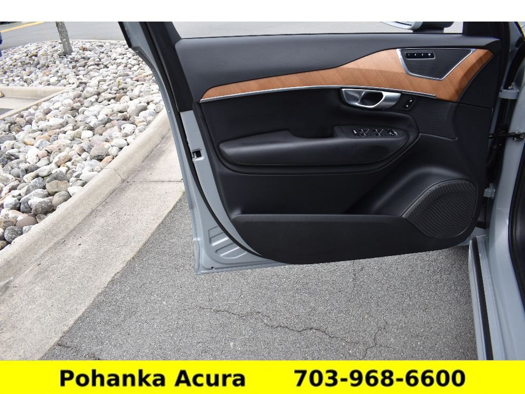 Used 2024 Volvo XC90 T8 Plus AWD/4WD image 24