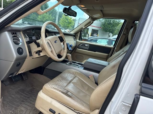 Used 2014 Ford Expedition EL XLT w/ Equipment Group 202A RWD image 29