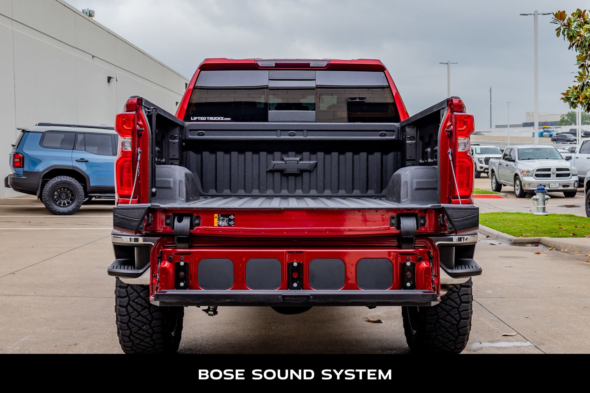 Used 2024 Chevrolet Silverado 1500 LTZ w/ LTZ Convenience Package II AWD/4WD image 8